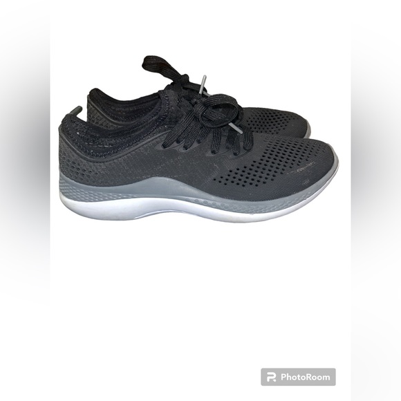 EUC Crocs LITERIDE™ 360 PACER Sneakers - Picture 3 of 6